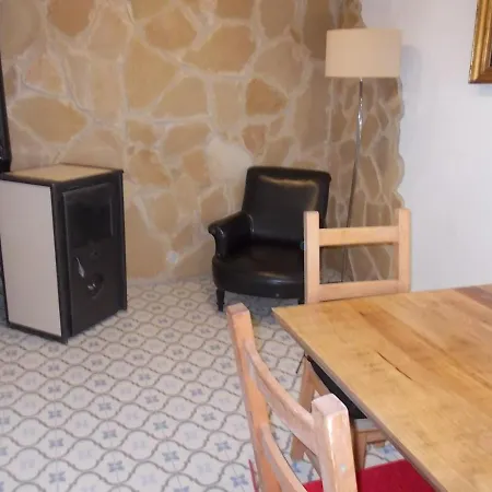 Сasa de vacaciones Casa De Pueblo Entero, Centro Histórico De